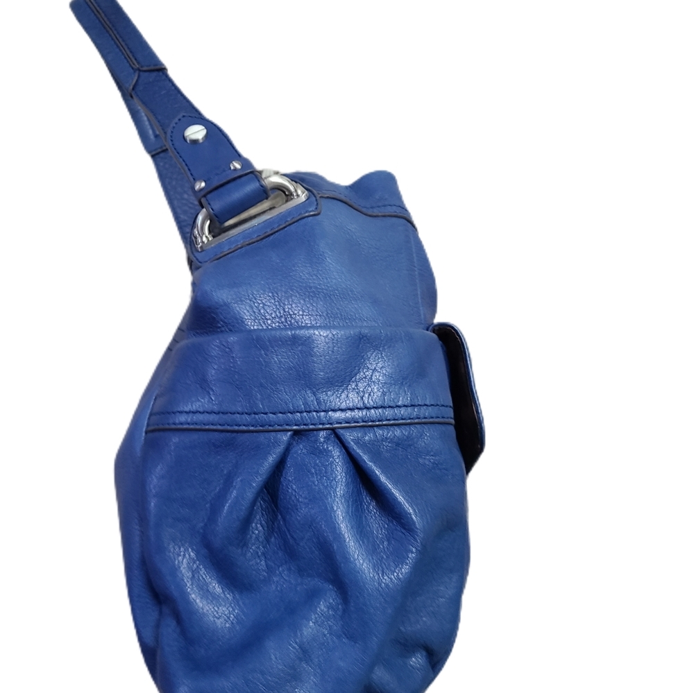 B. MAKOWSKY BLUE LEATHER HOBO BAG - Picture 10 of 12